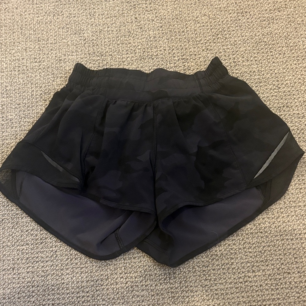 Lululemon hotty hot camo shorts